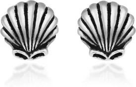 AeraVida Beach Chic Scallop Seashells .925 Sterling Silver Stud Earrings | Minimalist Sterling Silver Stud Earring for women | Seashell Stud Earrings | Chic Stud Earrings